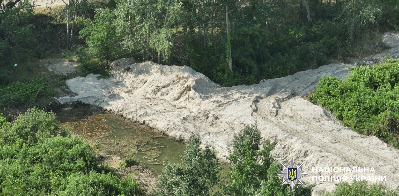 На Одещині мер  міста попався на схемі з незаконним видобутком - фото 5