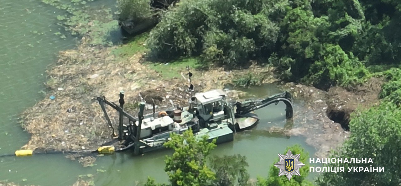 На Одещині мер  міста попався на схемі з незаконним видобутком - фото 3